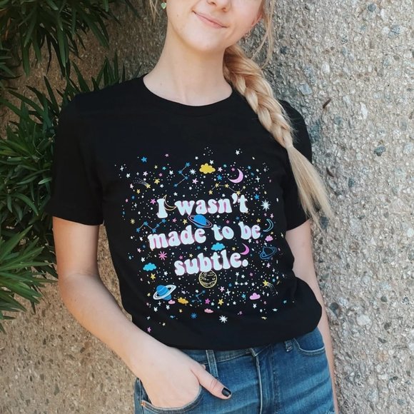 NEW! Bag It Up Boutique "I Wasn't Made To Be Subtle" Graphic T-shirt in Black - Picture 1 of 4